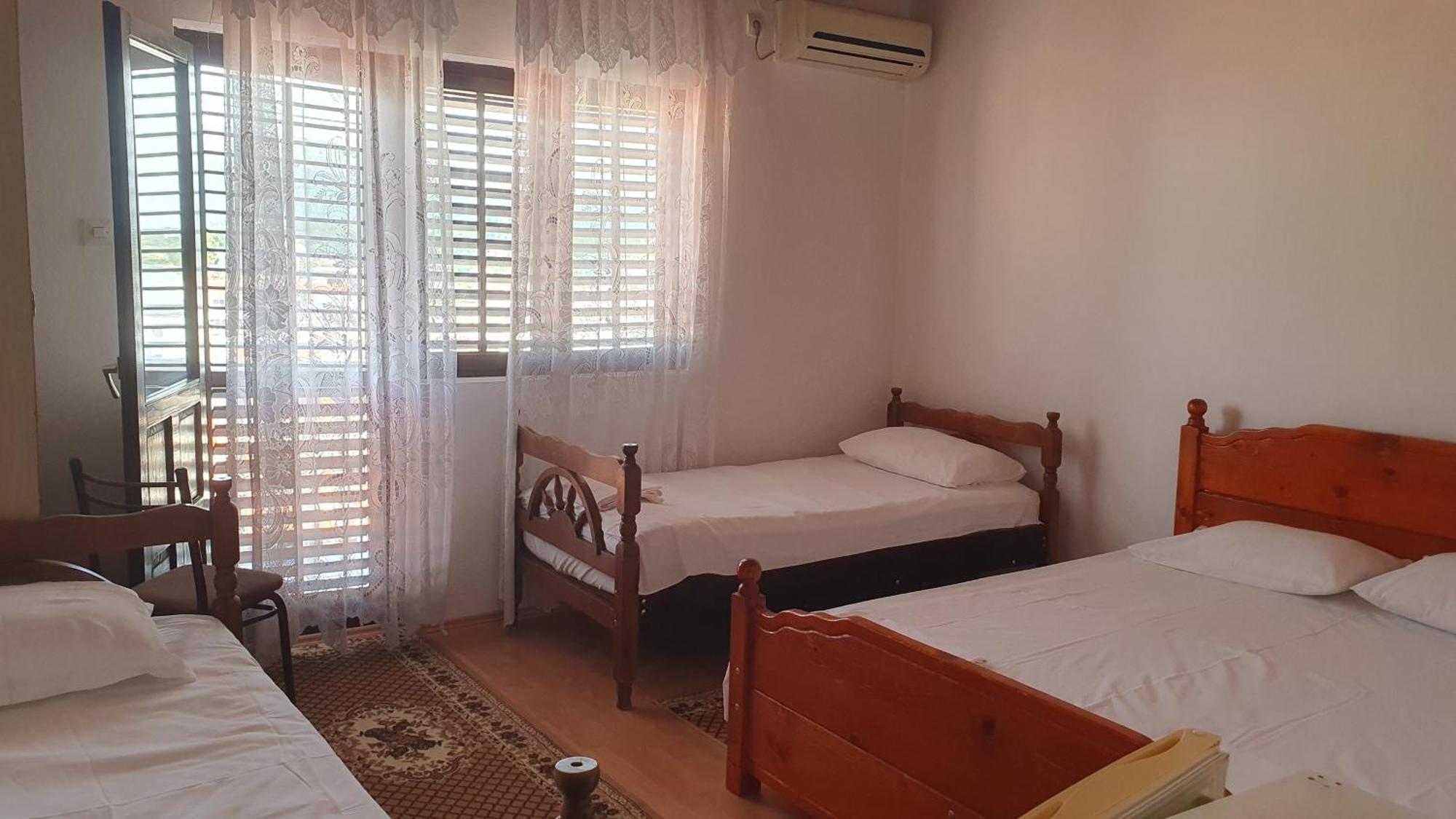 Guesthouse Sinani Улцинь Экстерьер фото