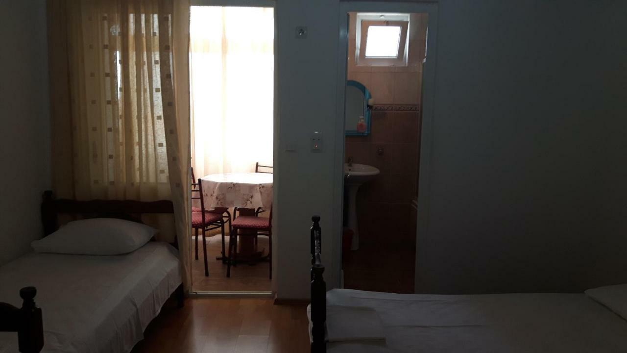 Guesthouse Sinani Улцинь Экстерьер фото